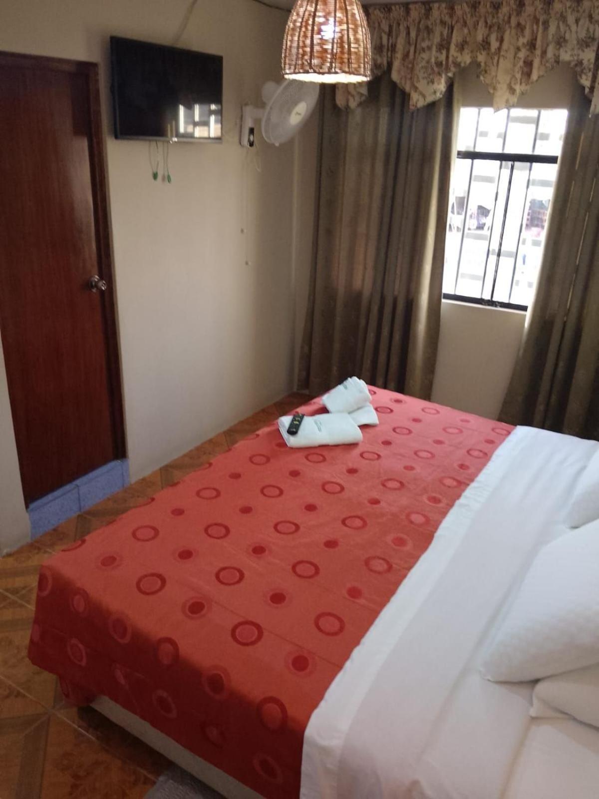 Hostal Refugio Del Pirata Paracas Esterno foto