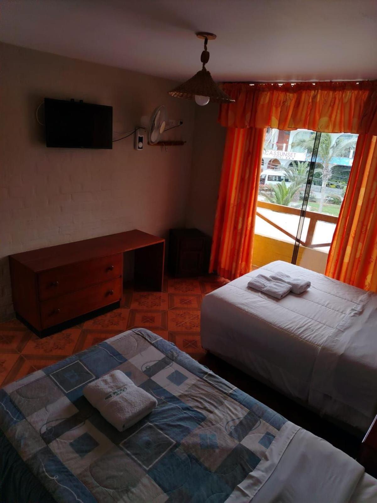Hostal Refugio Del Pirata Paracas Esterno foto